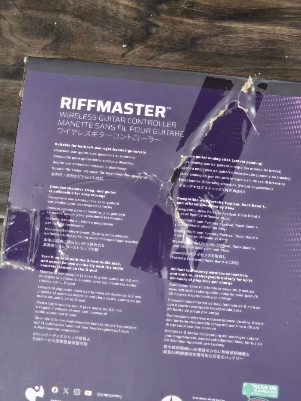 Xbox PDP Riffmaster Wireless Guitar - Picture 8 of 10